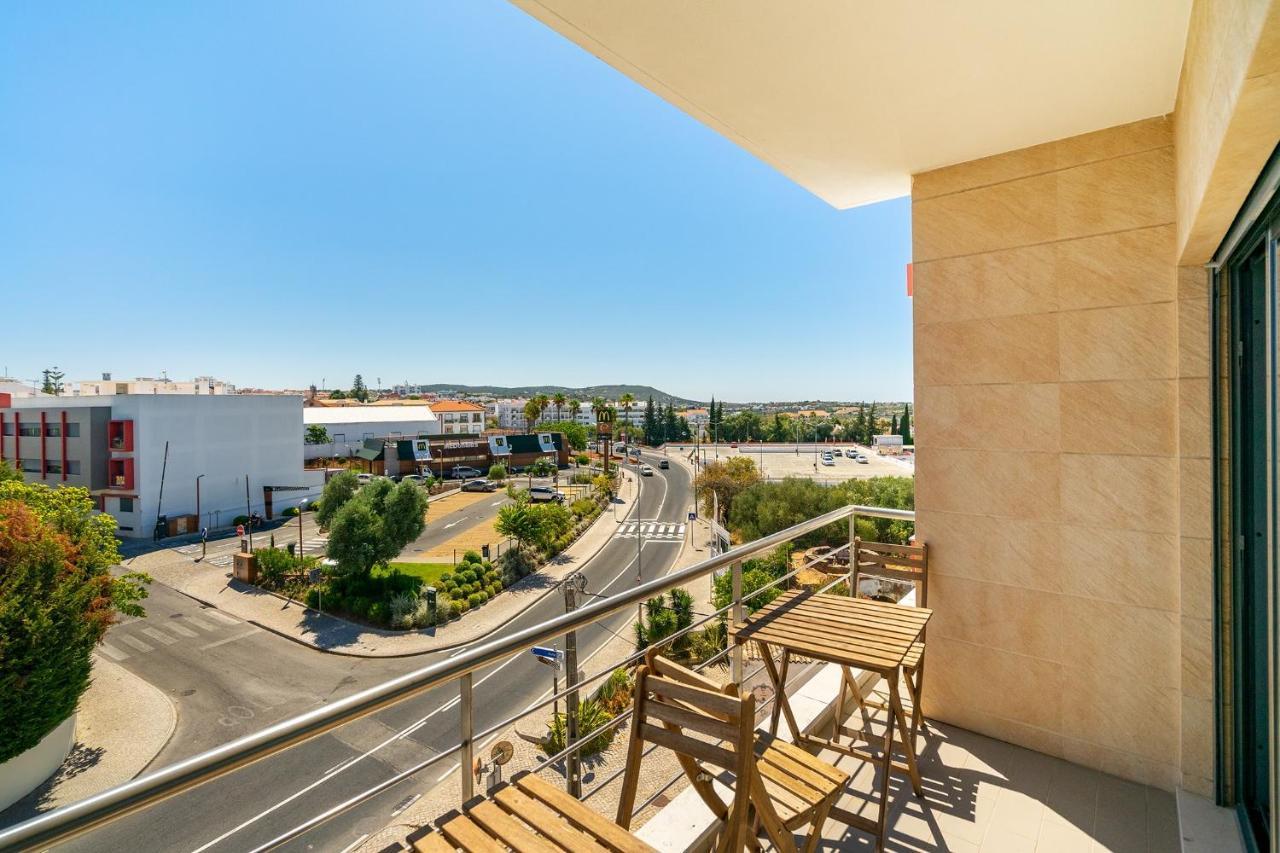 Отель Loule Charming Экстерьер фото